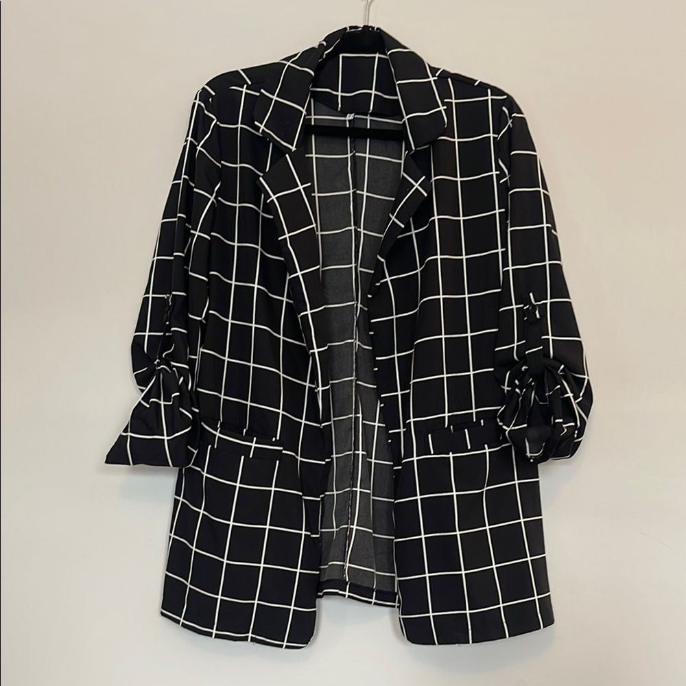 Oversized Black and White Windowpane Women's Light Blazer/Jacket